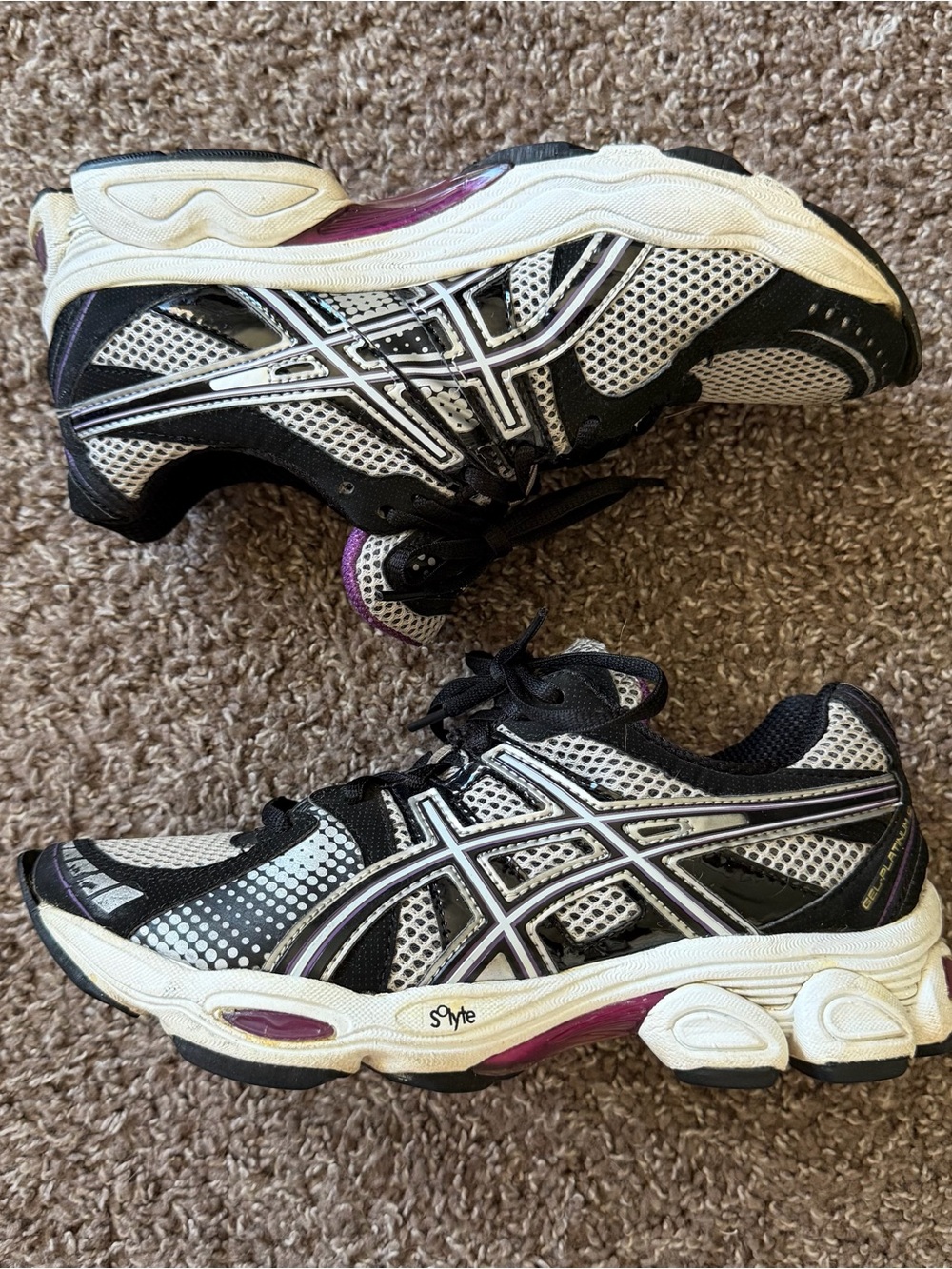 ASICS Gel Nimbus 12 Women’s 7.5 Vintage Running Shoes